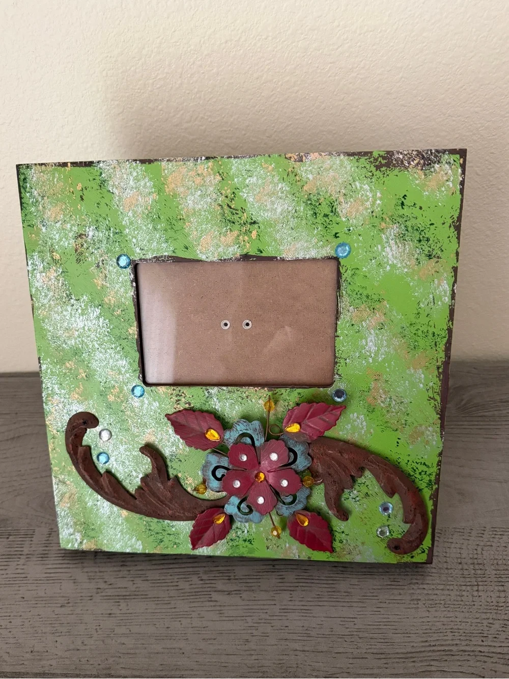 Metal Rhinestone Distressed Wood Photo Frame - Picture 3 of 15